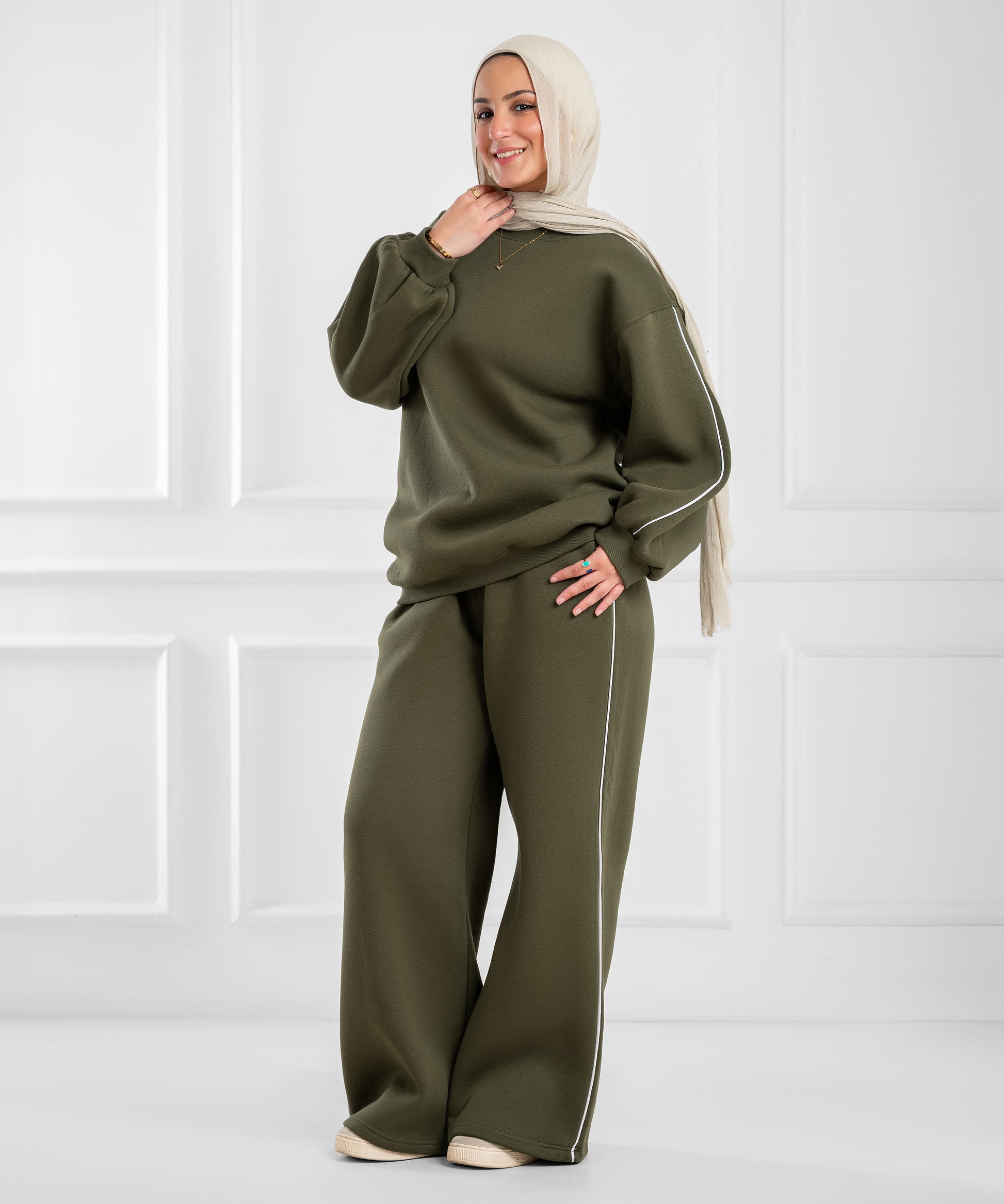 Pink balloon-sleeve lounge set by Akira, featuring comfortable fabric and relaxed fit, ideal for casual home wear.